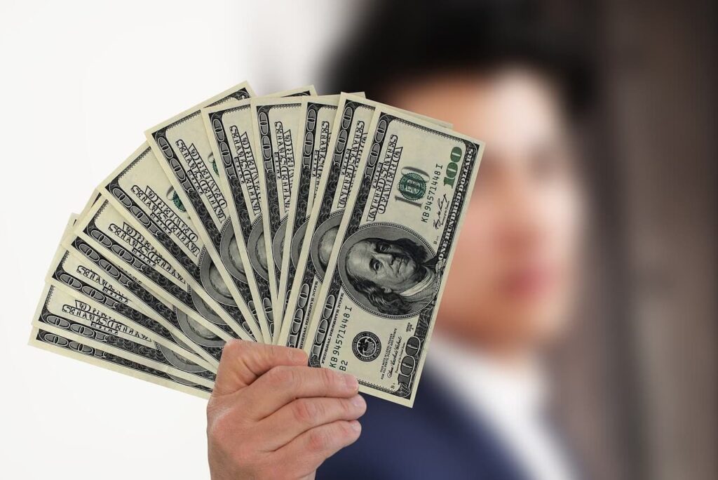 メルカリは300円でも利益を出せる理由
